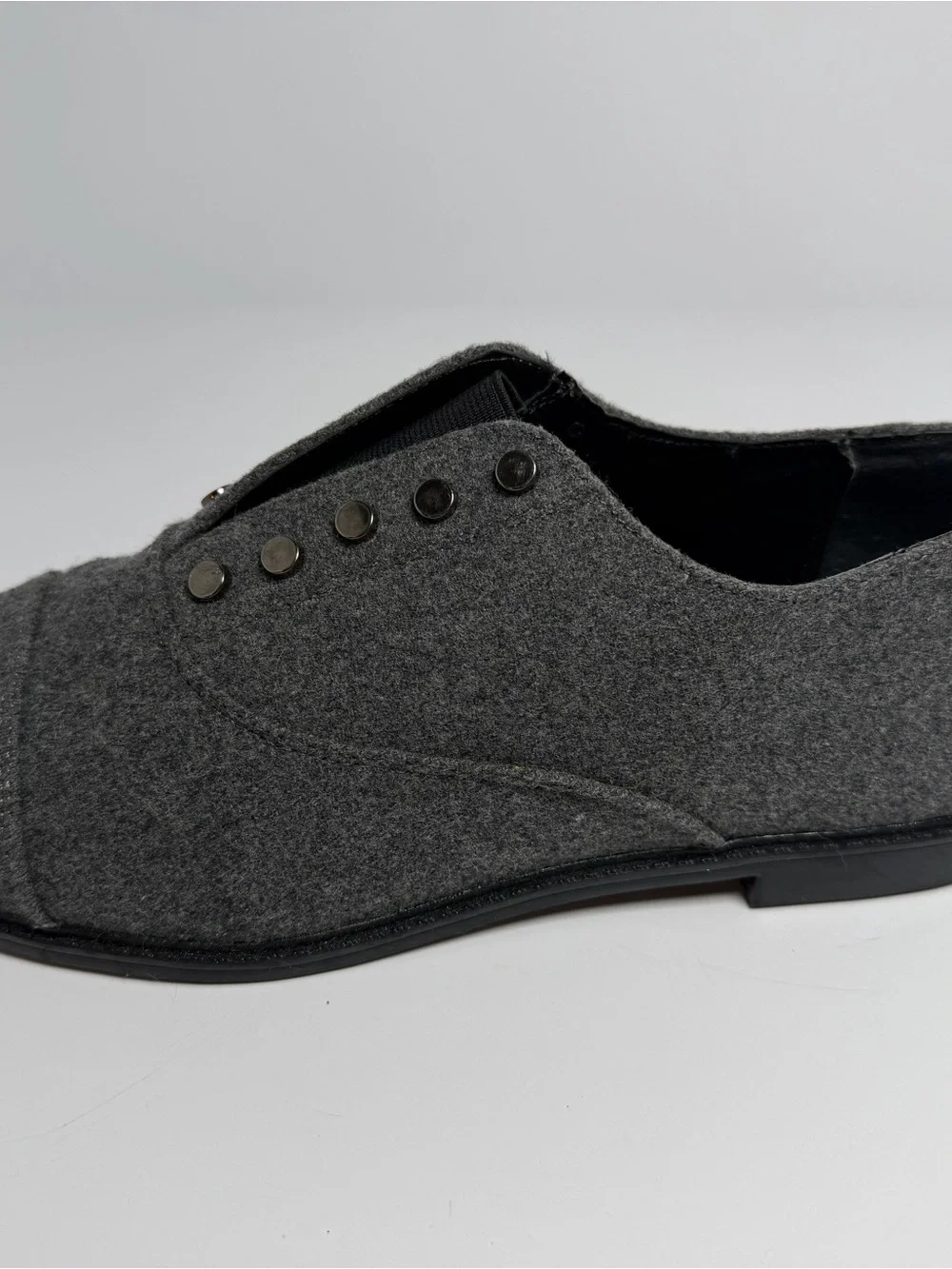 Simply Vera Vera Wang Gray Wool-Style Slip-On Flats 10